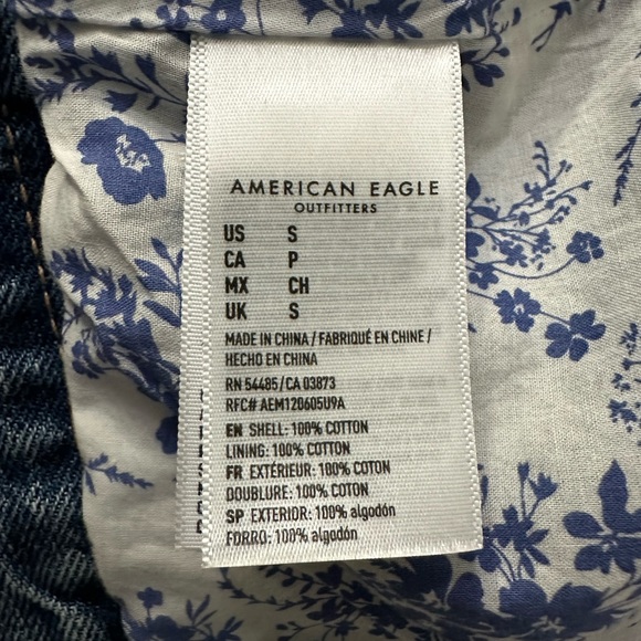 American Eagle Blue Floral Lined Cropped Denim Jacket - Picture 4 of 8